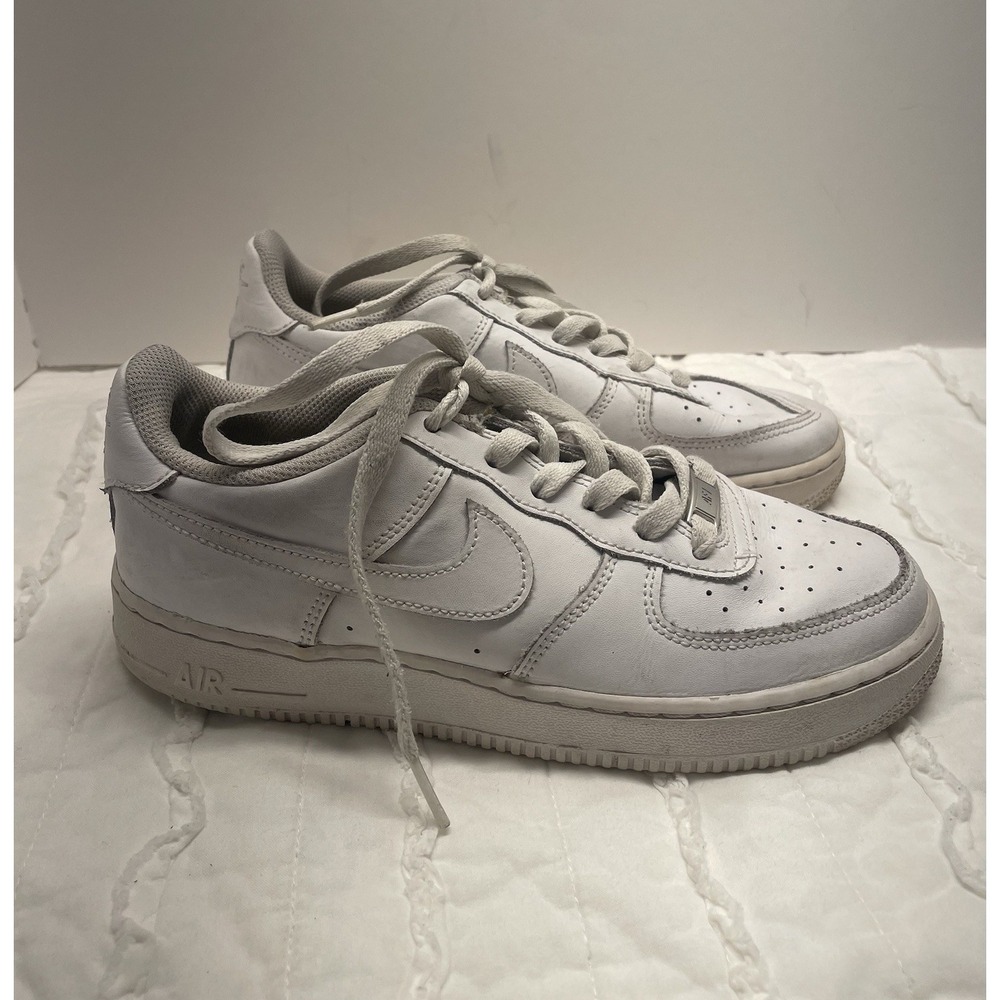 Nike‎ Air Force 1 Boys US Size 6.5y White Low Top Lace Up Sneakers Shoes